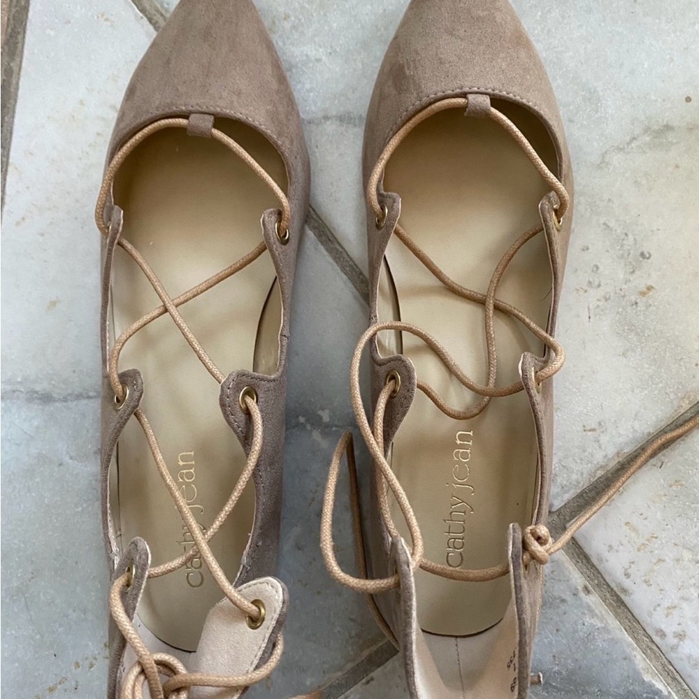 Cathy Jean Ballerina Lace Flats